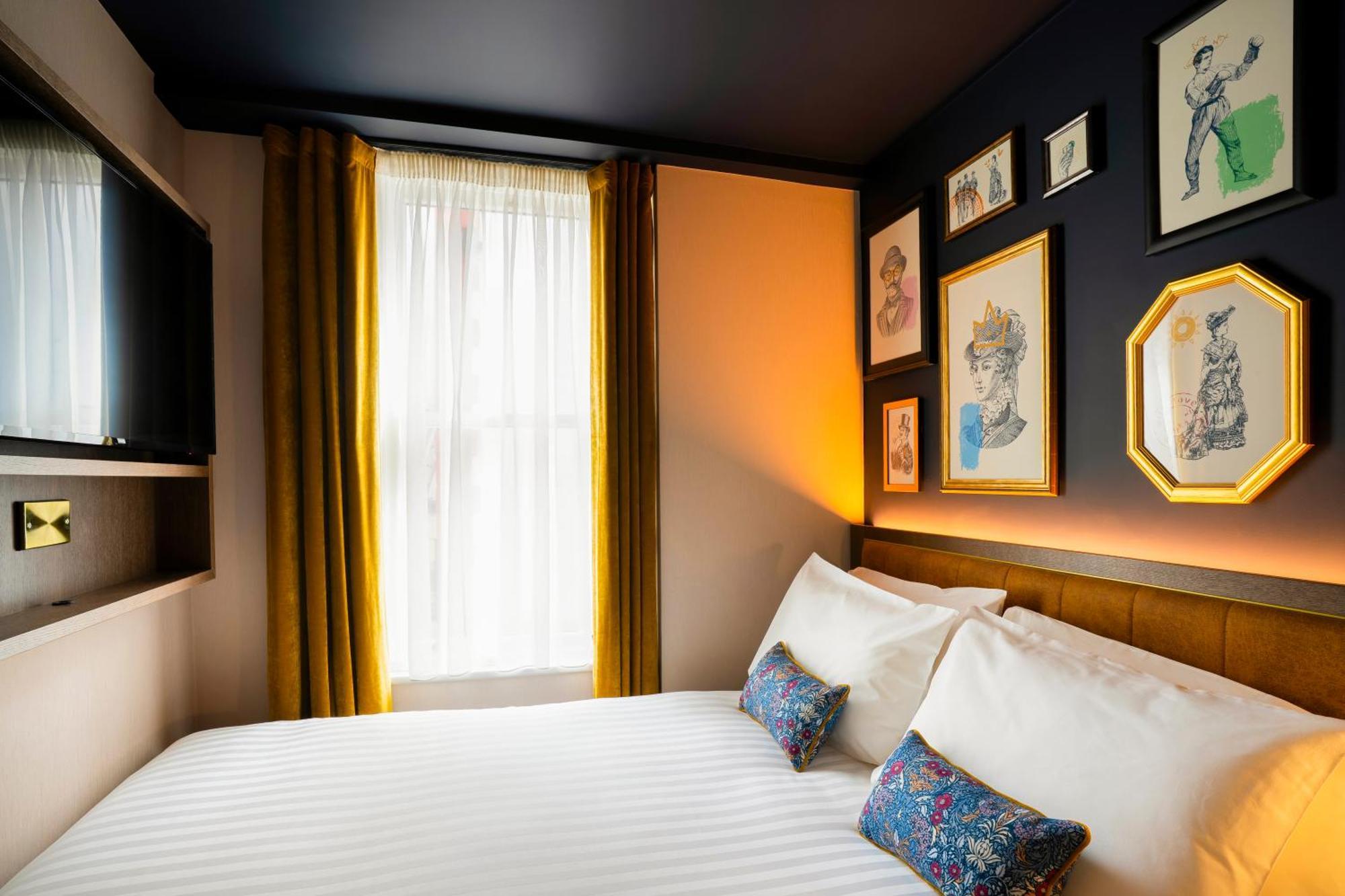 Mercantile Hotel Dublin Exterior photo
